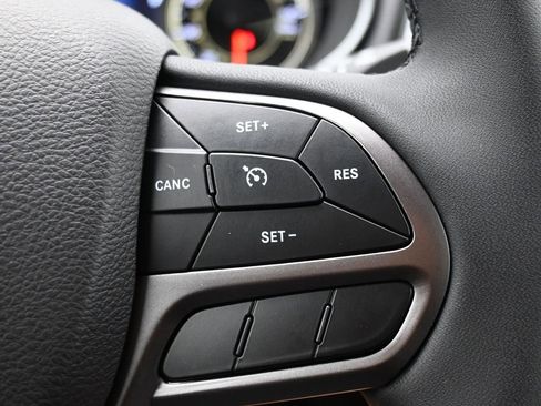 Certified 2022 Jeep Cherokee Latitude Lux image 22