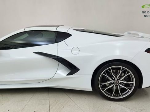 Used 2023 Chevrolet Corvette Stingray Premium Cpe w/ Z51 Performance Package RWD image 10
