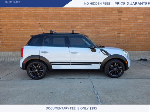 Used 2011 MINI Cooper Countryman S FWD image 8