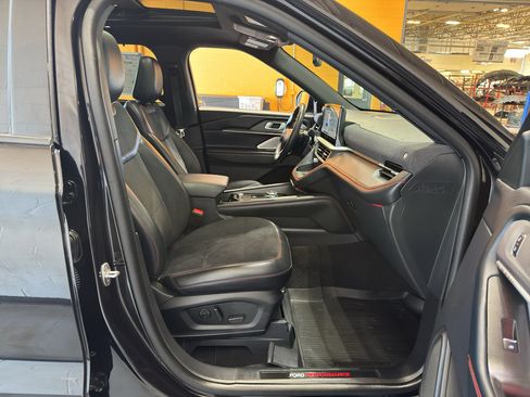 Used 2025 Ford Explorer ST AWD/4WD image 20