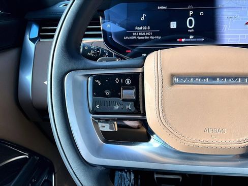 Certified 2024 Land Rover Range Rover SE AWD/4WD image 17