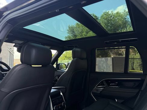 Used 2023 Land Rover Range Rover SE AWD/4WD image 36