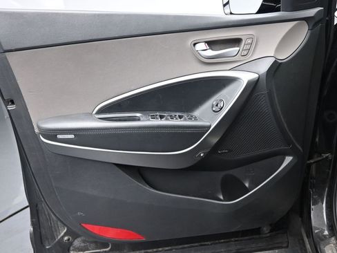 Used 2017 Hyundai Santa Fe Sport FWD image 23