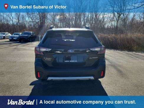 Used 2022 Subaru Outback Limited image 4
