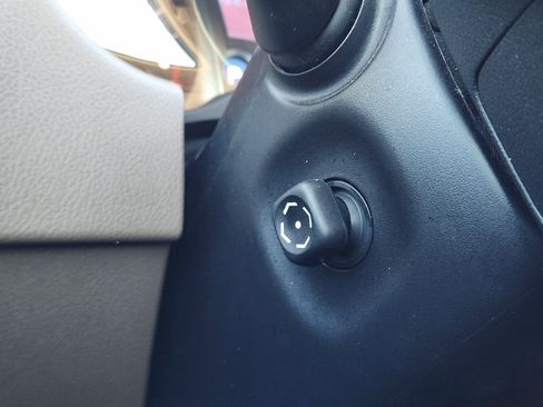 Used 2018 Lexus GX 460 image 26