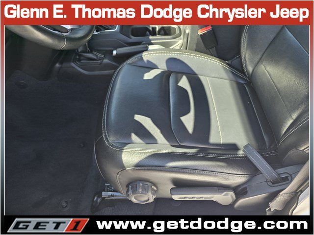 Used 2023 Jeep Wrangler Unlimited Sahara w/ Cold Weather Group AWD/4WD image 26