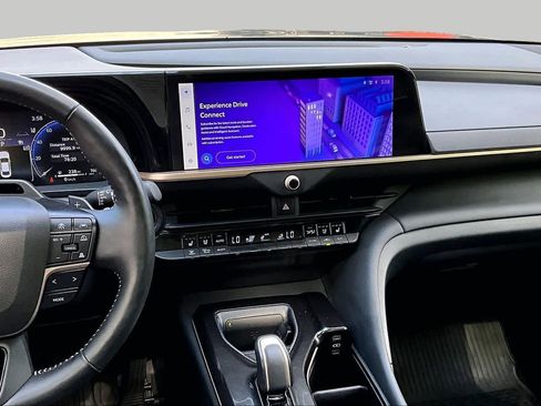 Certified 2024 Toyota Crown Platinum AWD/4WD image 7