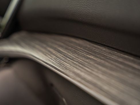 Used 2024 Jeep Wagoneer L Series II image 18