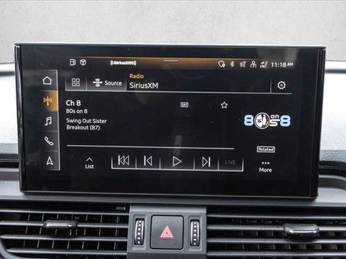 Used 2023 Audi Q5 e Premium Plus w/ Premium Plus Package image 16