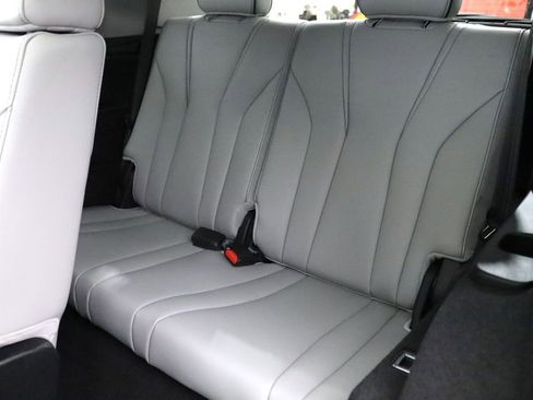 Certified 2026 Acura MDX w/ Advance Package image 12