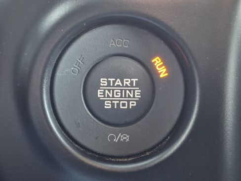 Used 2023 Jeep Wrangler Unlimited Rubicon 4xe w/ Steel Bumper Group image 41