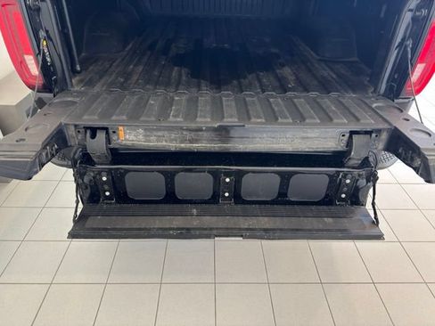 Used 2022 GMC Sierra 3500 AT4 w/ AT4 Preferred Package AWD/4WD image 44