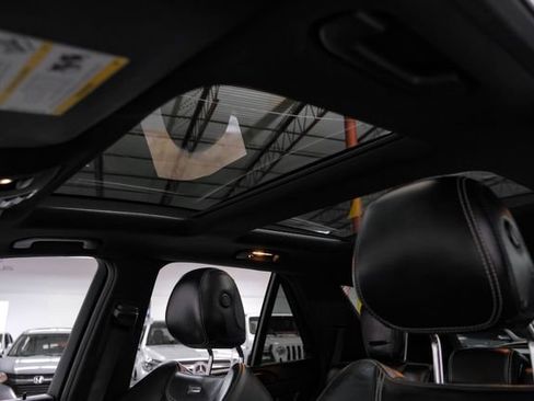 Used 2015 Mercedes-Benz ML 63 AMG 4MATIC image 5