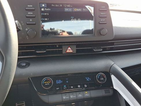 New 2026 Hyundai Elantra Sport FWD image 9