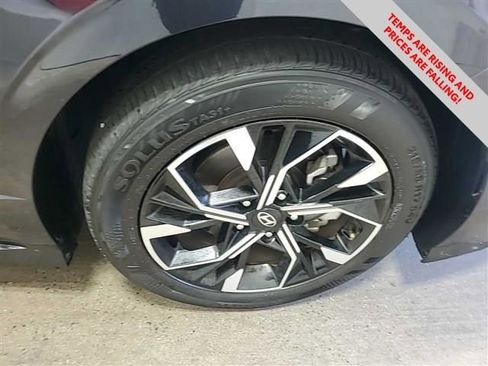 Used 2025 Hyundai Sonata SEL image 21