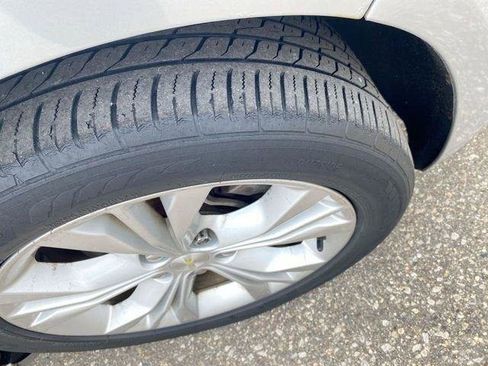 Used 2014 Chevrolet Impala LT w/ Convenience Package FWD image 15