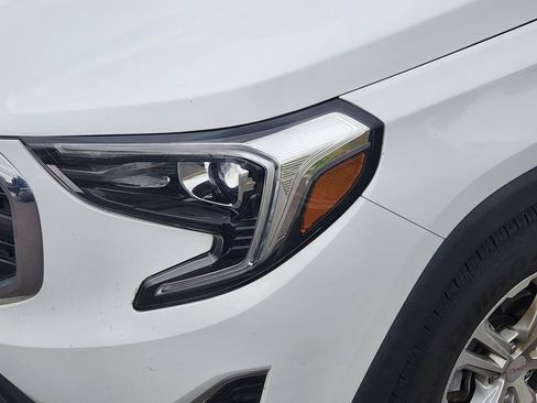 Used 2018 GMC Terrain SLE FWD image 15