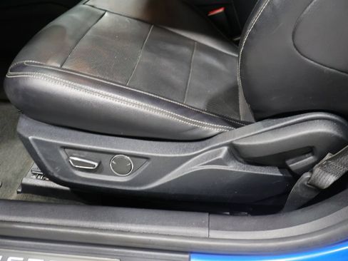 Used 2017 Ford Mustang GT Premium RWD image 11