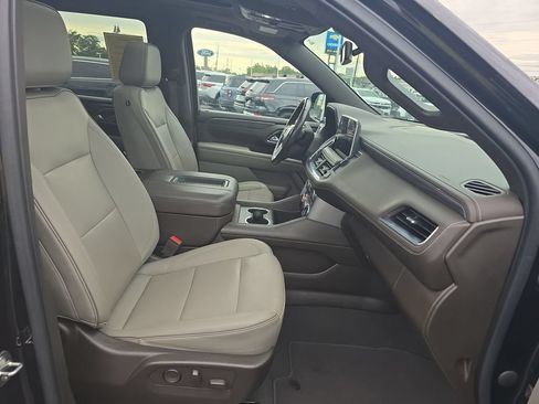 Used 2022 GMC Yukon SLT w/ SLT Luxury Package AWD/4WD image 24