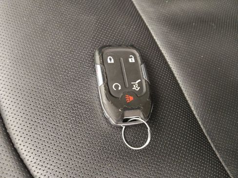 Used 2022 GMC Terrain SLT w/ Infotainment Package II FWD image 32