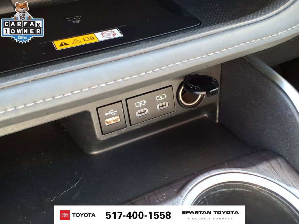 Used 2024 Toyota Highlander Limited AWD/4WD image 26