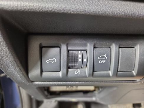 Used 2024 Subaru Outback Premium AWD/4WD image 26