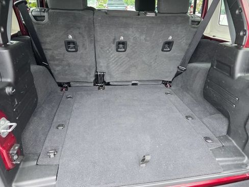Used 2021 Jeep Wrangler Unlimited Sport AWD/4WD image 16