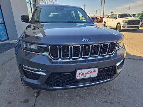 Used 2022 Jeep Grand Cherokee Limited 4xe w/ Luxury Tech Group II image 15