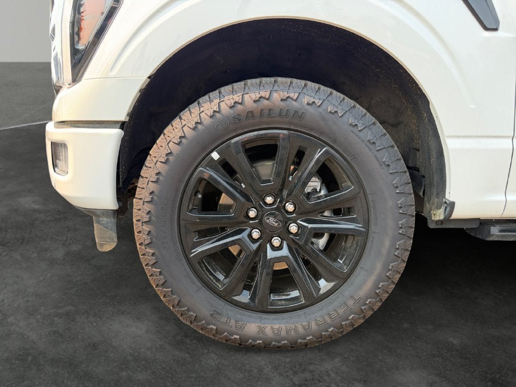 Used 2024 Ford F150 Platinum w/ FX4 Off-Road Package AWD/4WD image 4
