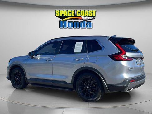 Used 2023 Honda CR-V Sport image 11