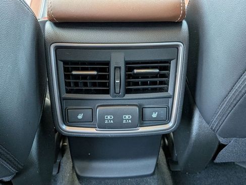 Used 2023 Subaru Forester Touring AWD/4WD image 18