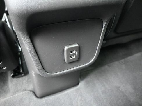 Used 2024 GMC Terrain SLE image 21