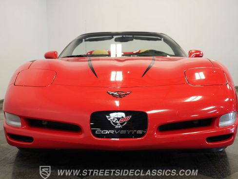 Used 1999 Chevrolet Corvette Convertible w/ Memory Pkg RWD image 18