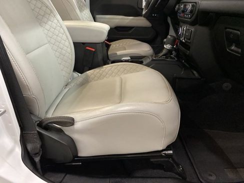 Used 2021 Jeep Wrangler Unlimited Sahara image 81