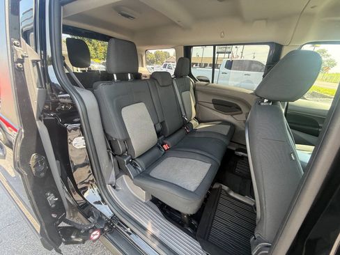 Used 2020 Ford Transit Connect XL FWD image 9