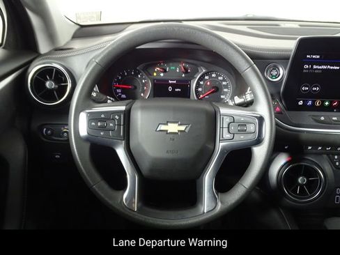 Used 2024 Chevrolet Blazer LT w/ Convenience Package FWD image 8