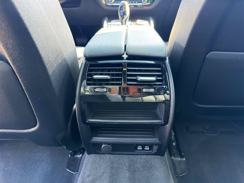 Used 2021 BMW 530i w/ Convenience Package RWD image 24