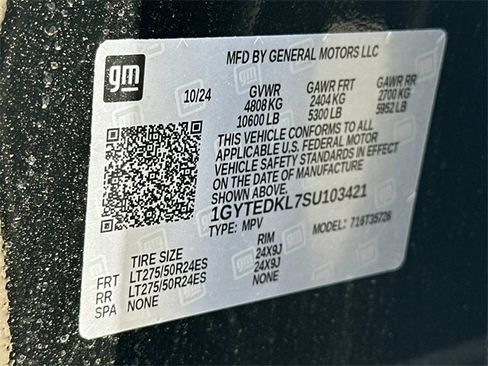 New 2025 Cadillac Escalade IQ Luxury 2 image 18