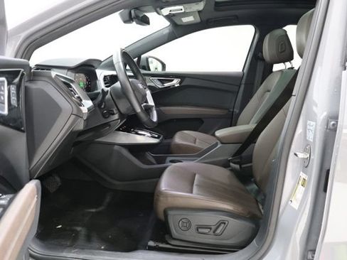 Used 2022 Audi Q4 e-tron Premium AWD/4WD image 15