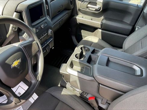 Used 2024 Chevrolet Silverado 1500 Custom AWD/4WD image 17
