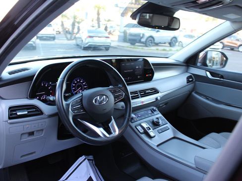 Used 2021 Hyundai Palisade SEL w/ Convenience Package image 17