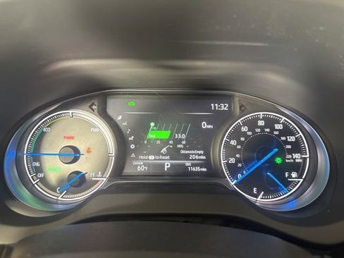 Used 2023 Toyota Venza LE AWD/4WD image 17