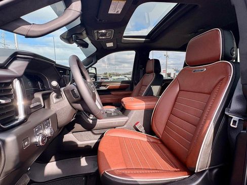 Used 2025 GMC Sierra 2500 Denali Ultimate w/ Max Trailering Package image 35