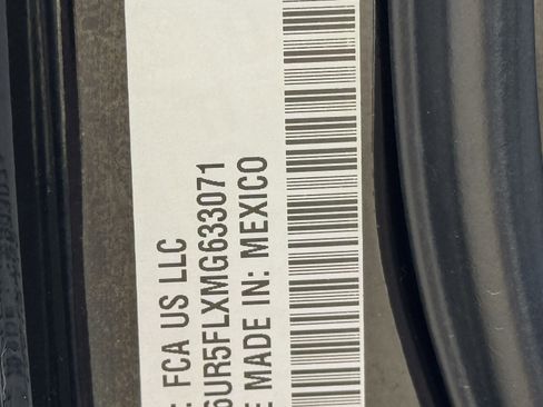 Used 2021 RAM 2500 Laramie image 32