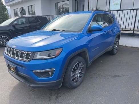 Used 2018 Jeep Compass Latitude w/ Safe & Security Group image 3