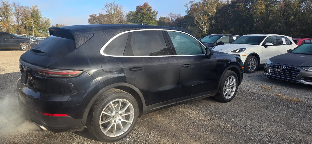 Certified 2023 Porsche Cayenne AWD/4WD image 2