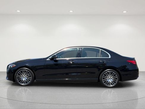 Used 2025 Mercedes-Benz C 300 Sedan image 2