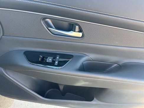 Used 2025 Nissan Murano SV image 29