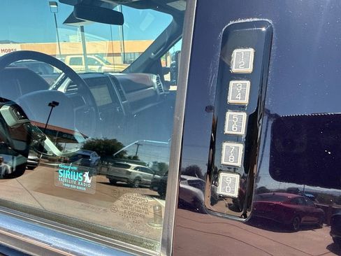 Certified 2017 Ford F350 Platinum w/ Platinum Ultimate Package AWD/4WD image 19