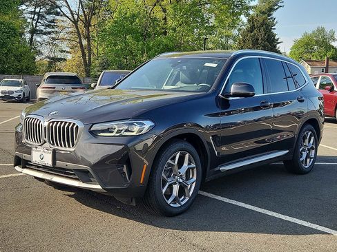Certified 2023 BMW X3 xDrive30i w/ Premium Package AWD/4WD image 3